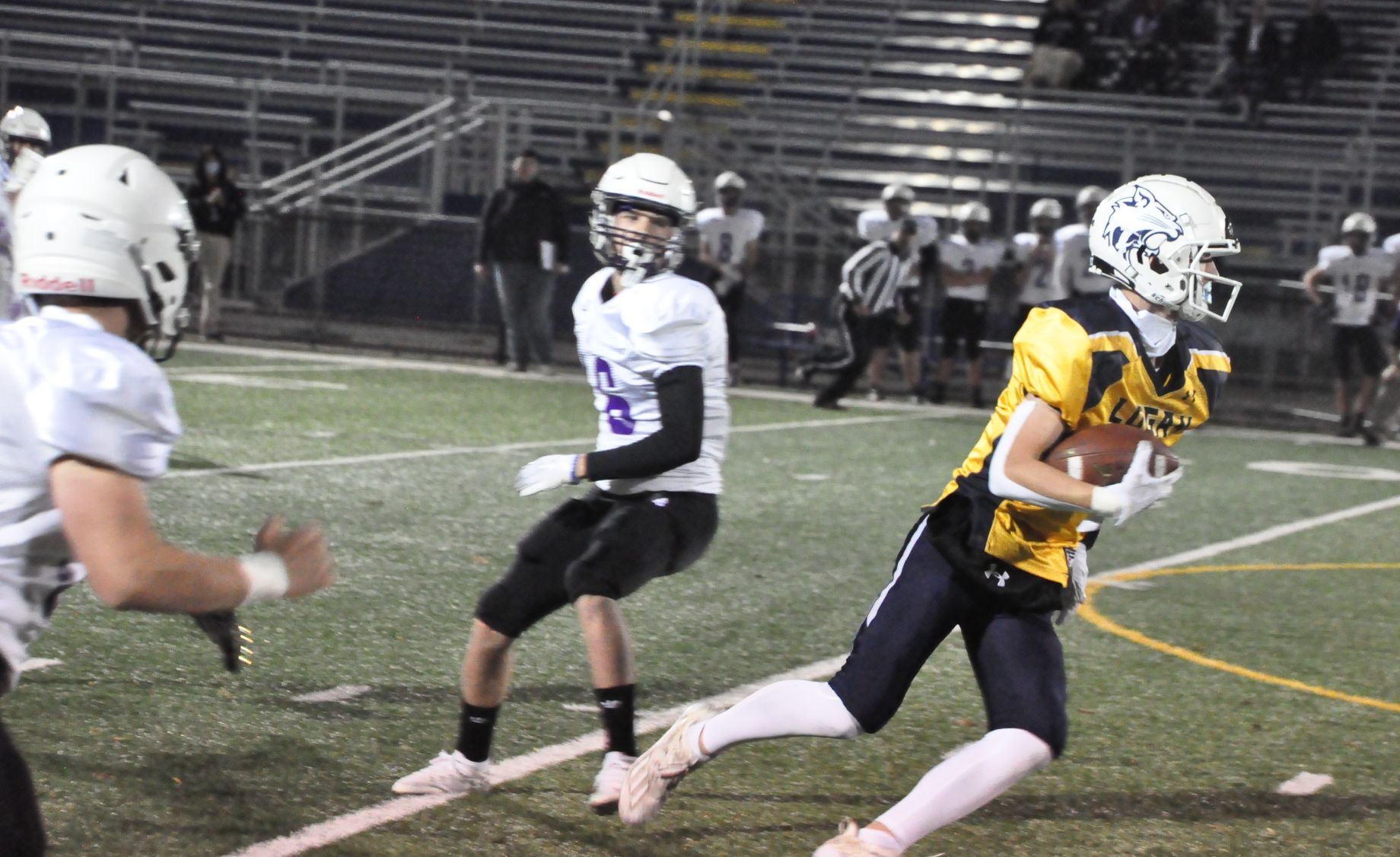 20201111-log-logan james monroe game aiden slack (2)